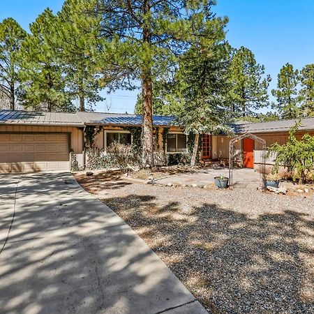 Captivating Continental Country Club Retreat With 4 Bdr And Spacious Deck! 깃대 외부 사진