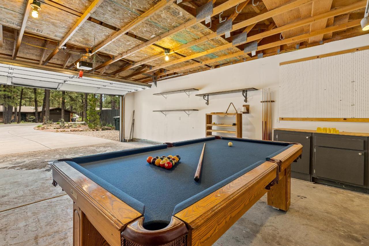 Captivating Continental Country Club Retreat With 4 Bdr And Spacious Deck! 깃대 외부 사진